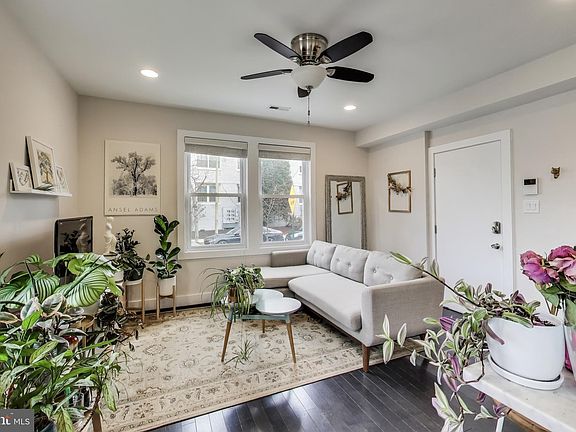 2nd image of 426 18th St NE APT 2