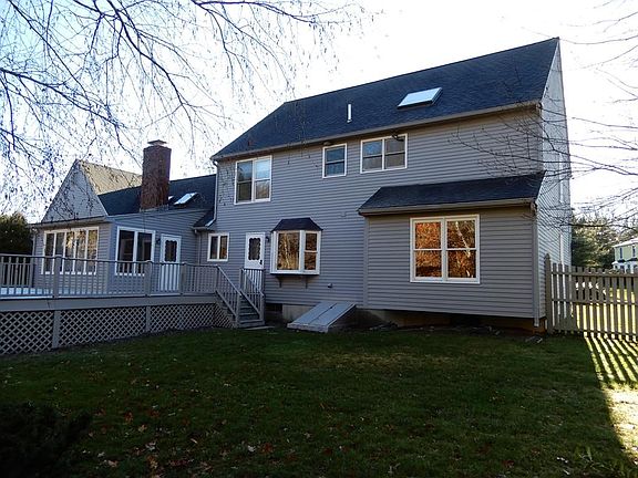 2nd image of 4 Lee Ann Dr