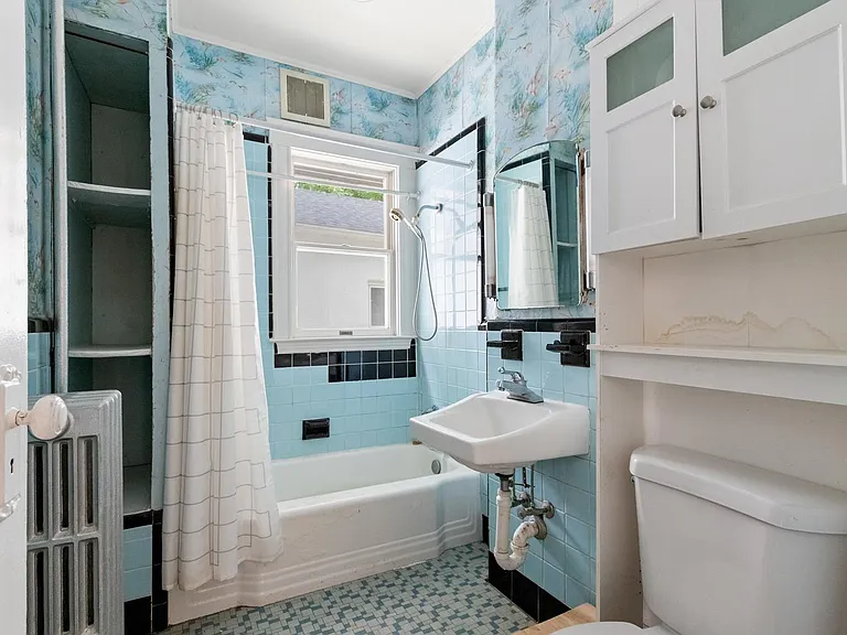 35 Heron St #1 — Photo 8