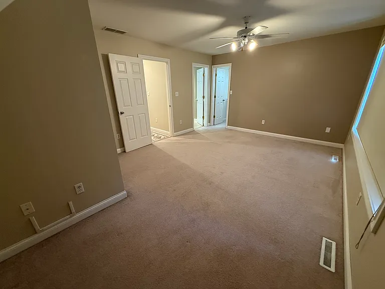 1365 Honey Locust Ct — Photo 18