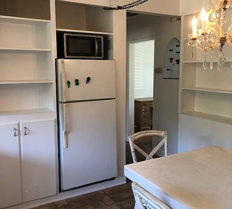 5th image of 2076 McCollum St