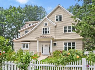 28 Cary Rd, Riverside, CT 06878