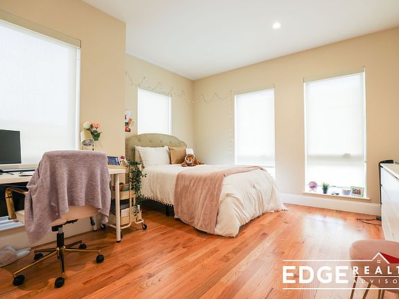 4th image of 9 Glencoe St #203