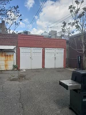 5th image of 24-16 42nd St