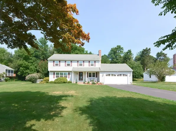 181 Indian Meadow Dr, Northborough, MA 01532