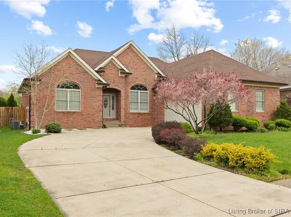 10603 High Plains Pass, Sellersburg, IN 47172