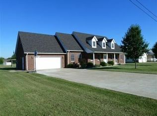 126 Shirdell Dr, Richmond, KY 40475