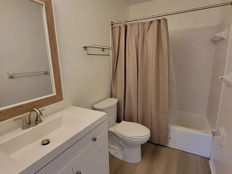 7237 Cloister Dr — Photo 11