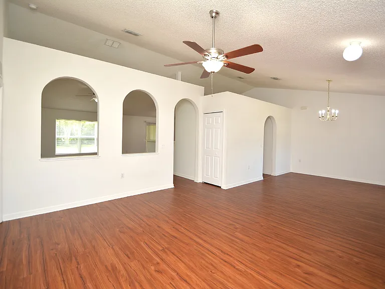 36 Frenora Ln — Photo 3