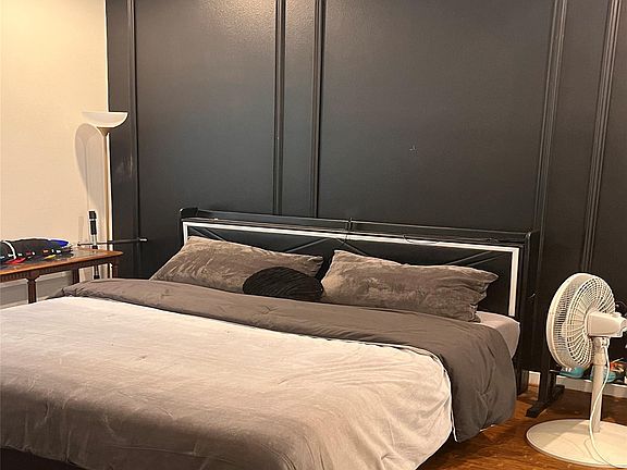 4th image of 207 Pierce St #206