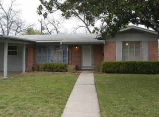 451 Adrian Dr, San Antonio, TX 78213