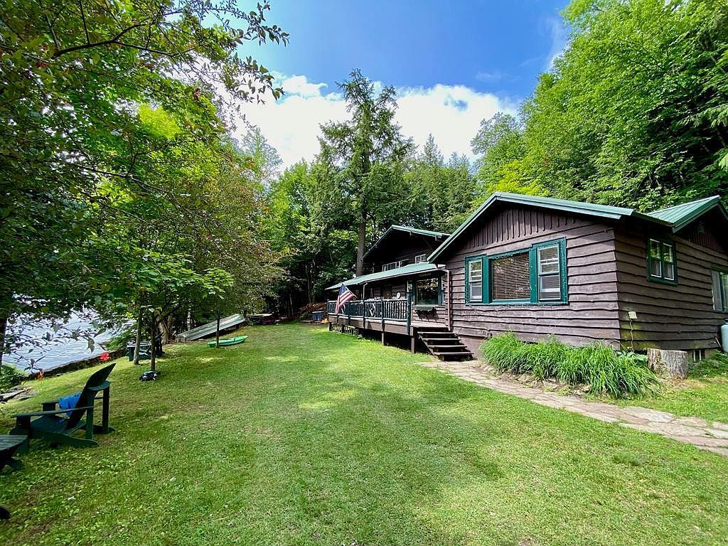 10 Harbor Hill Ln, Saranac Lake, NY 12983 MLS 178088 Zillow