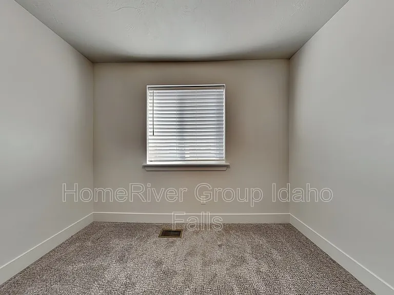 651 S 2400 W #3102 — Photo 12