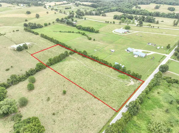000 Apache Road, Sparta, MO 65753
