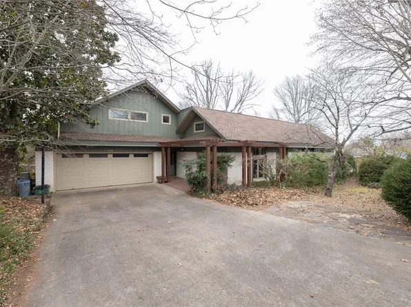 2369 N Yorkwood Dr, Fayetteville, AR 72703