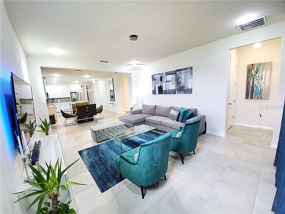 4th image of 2516 Annacella Ave