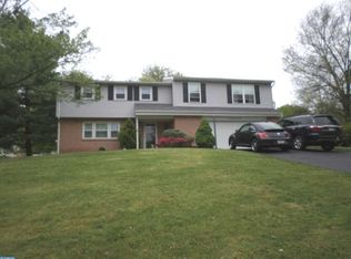 1425 N Adams St, Pottstown, PA 19464