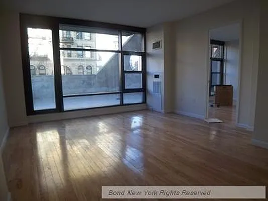 Rented by Bond New York | media 36