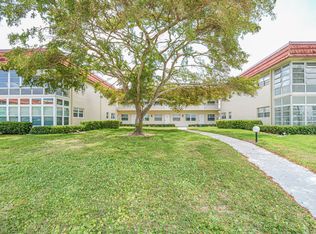 41 Woodland Dr APT 205, Vero Beach, FL 32962