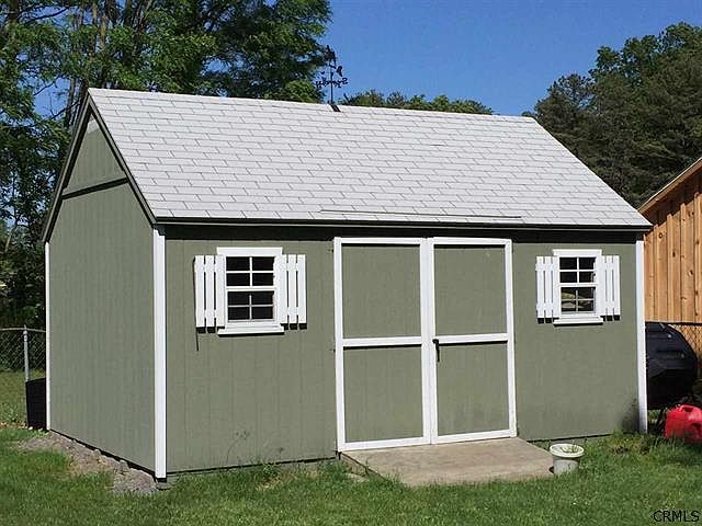 Shed 12'x16'