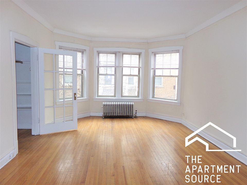 1st image of 1041 W North Shore Ave APT 3S