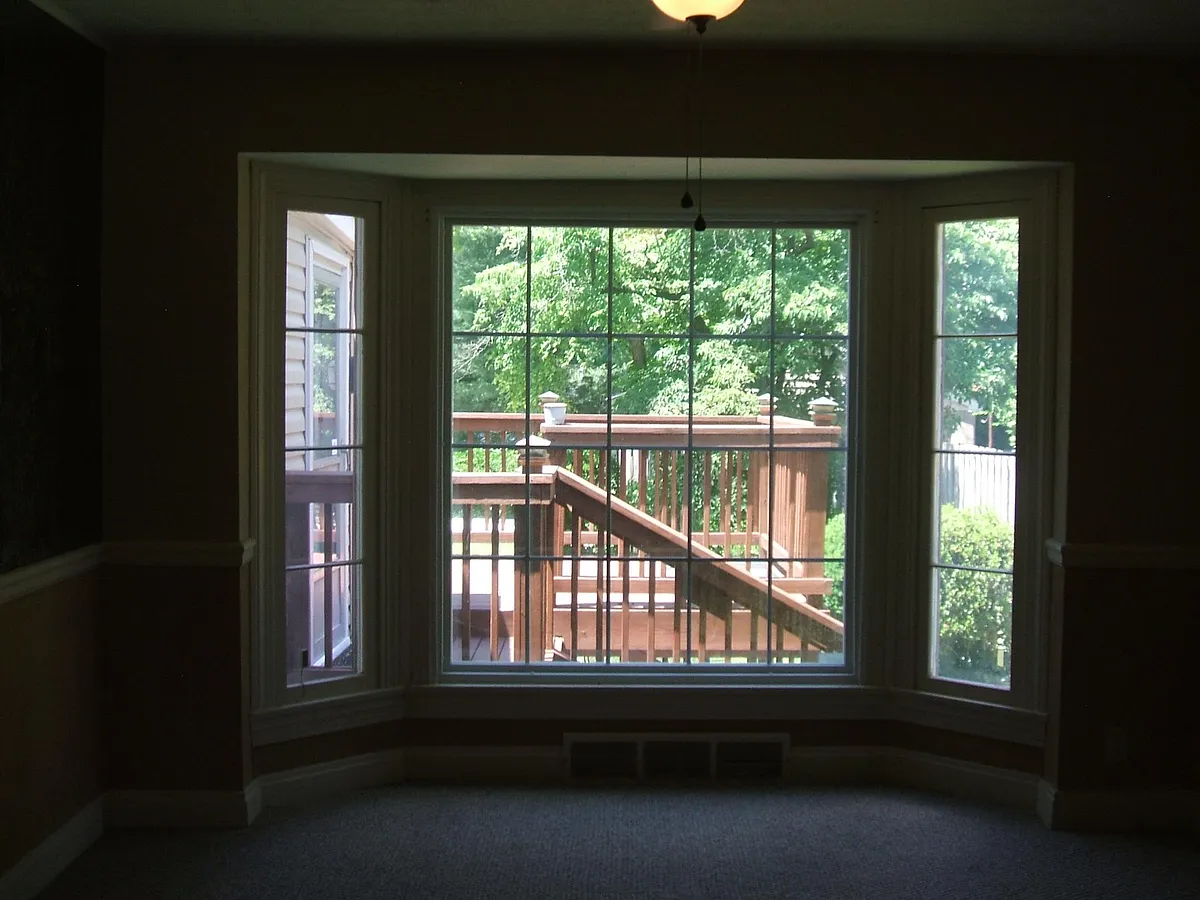 dining room with a view - Valley Dr