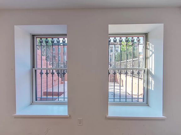 5th image of 790 Greene Ave APT 1