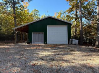 13811 W Shore Dr, Millersburg, MI