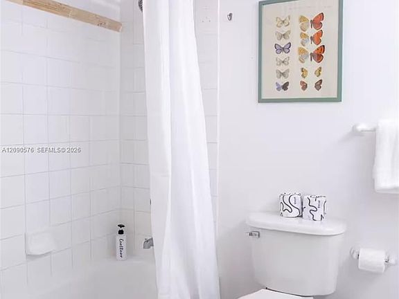 4th image of 1200 Brickell Bay Dr APT 2016