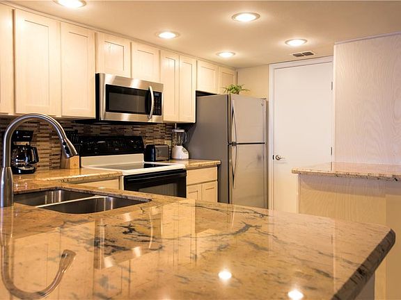 3rd image of 2800 Gulf Blvd APT 1203