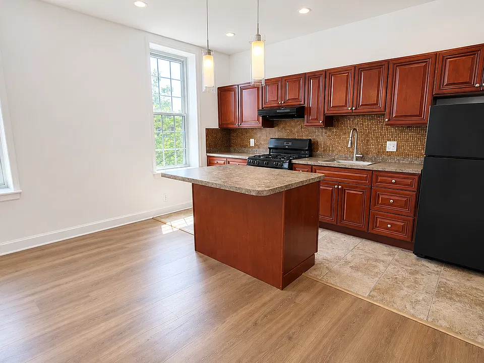 1614 S Broad St #3F