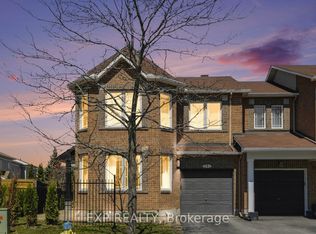 281 Sorento St, Ottawa, ON K2J 0B4