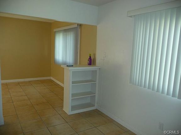 3rd image of 314 Lime St APT 1