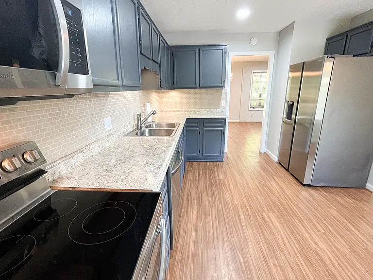 193 Kinloch Ct — Photo 14