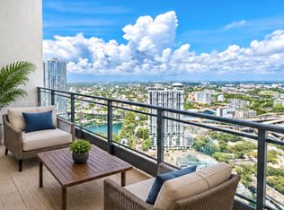 90 SW 3rd St #Penthouse 10, Miami, FL 33130