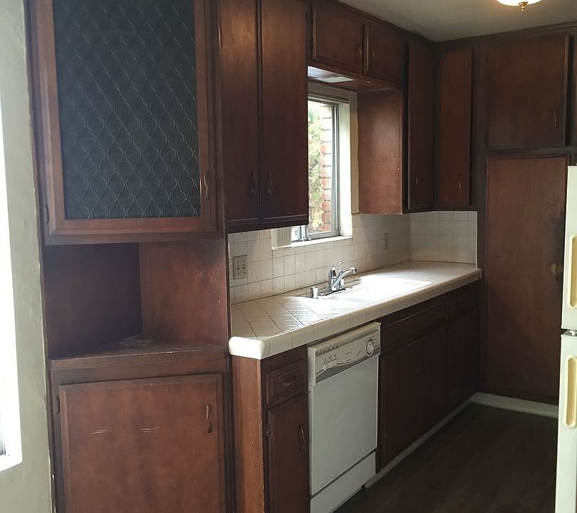 2nd image of 4333 Mississippi St Unit 1