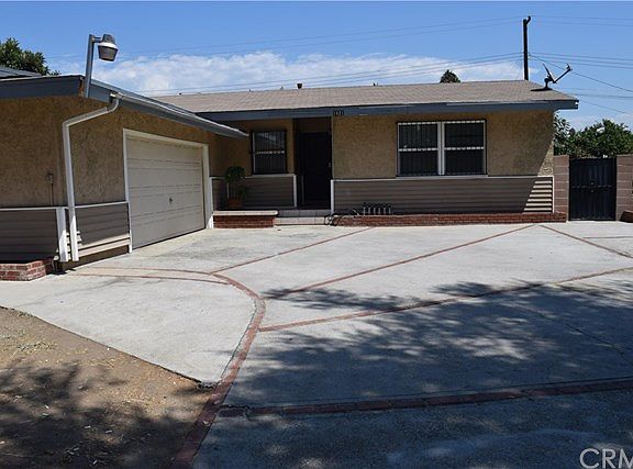 3rd image of 1421 W Francisquito Ave