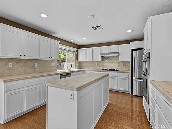 4th image of 16636 China Berry Ct