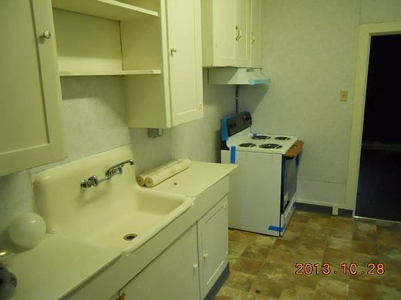 4th image of 210 SE 9th Ave APT 311