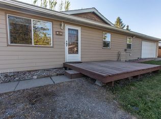 40 Parklane Dr, Kalispell, MT 59901