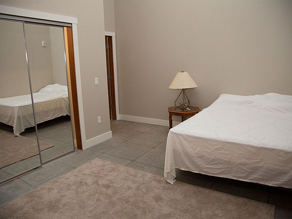 5th image of 333 E 10th St APT 503