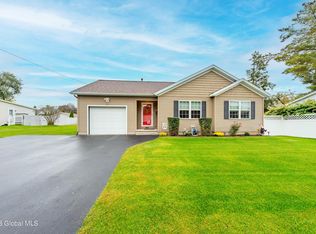 362 Mariaville Rd, Schenectady, NY 12306