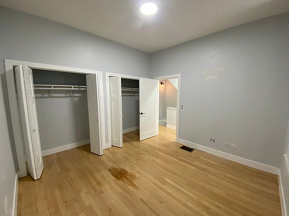 5th image of 932 N Richmond St #1