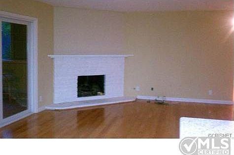 2nd image of 23500 Balmoral Ln