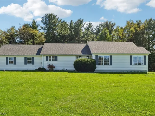 15545 Windmill Point Rd, Huntsburg, OH 44046
