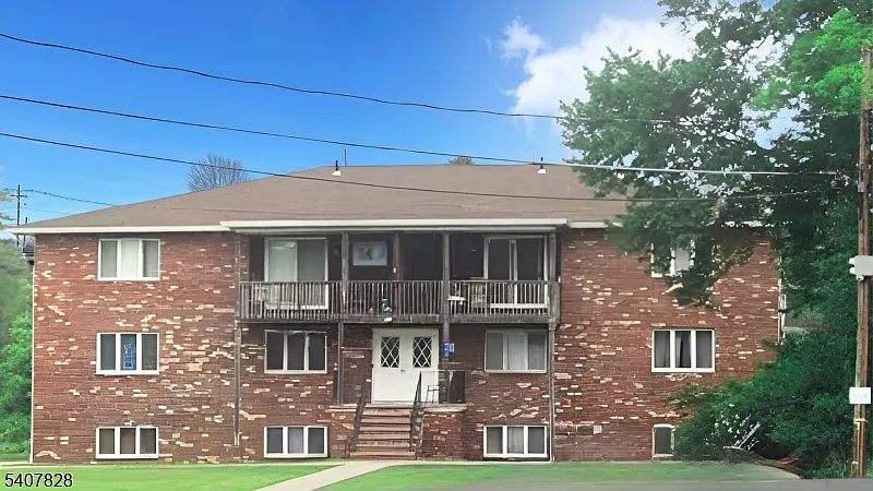 306B Lake Shr S