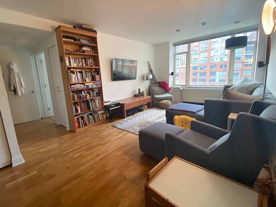1st image of 325 N End Ave APT 15K