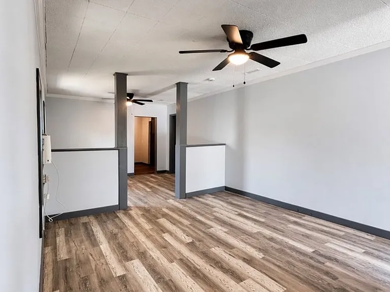 800 E Gordon St #1 — Photo 3