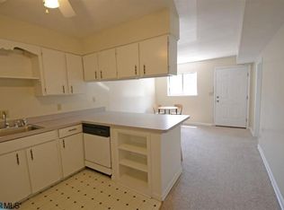 2100 Jefferson Park Ave APT 12, Charlottesville, VA 22903