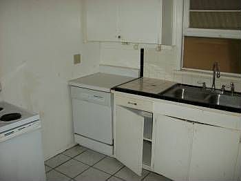 3rd image of 1742 38th Ave N